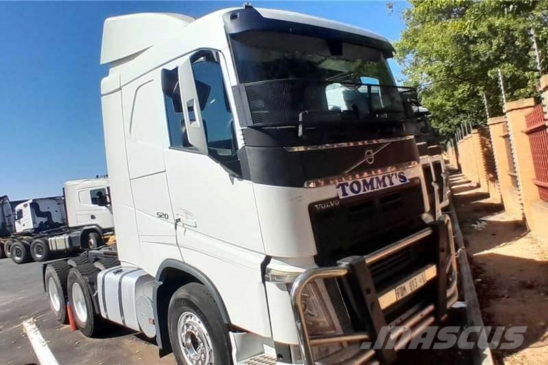Volvo FH (4) 520 6x4 SLEEP H/RED 其他货车