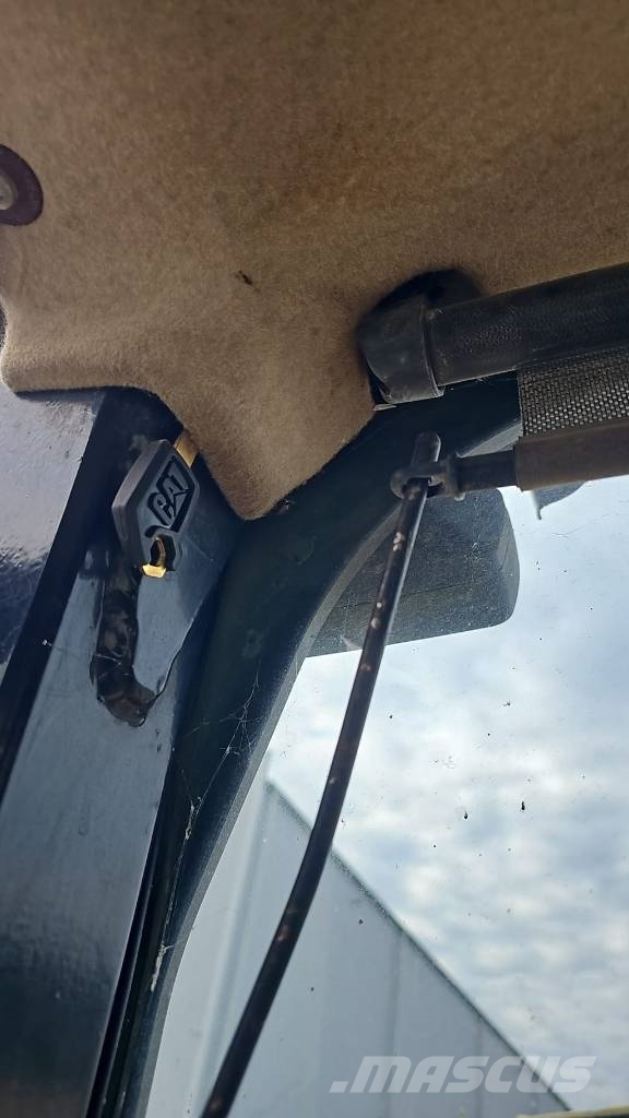CAT 963 C Telakuormaajat