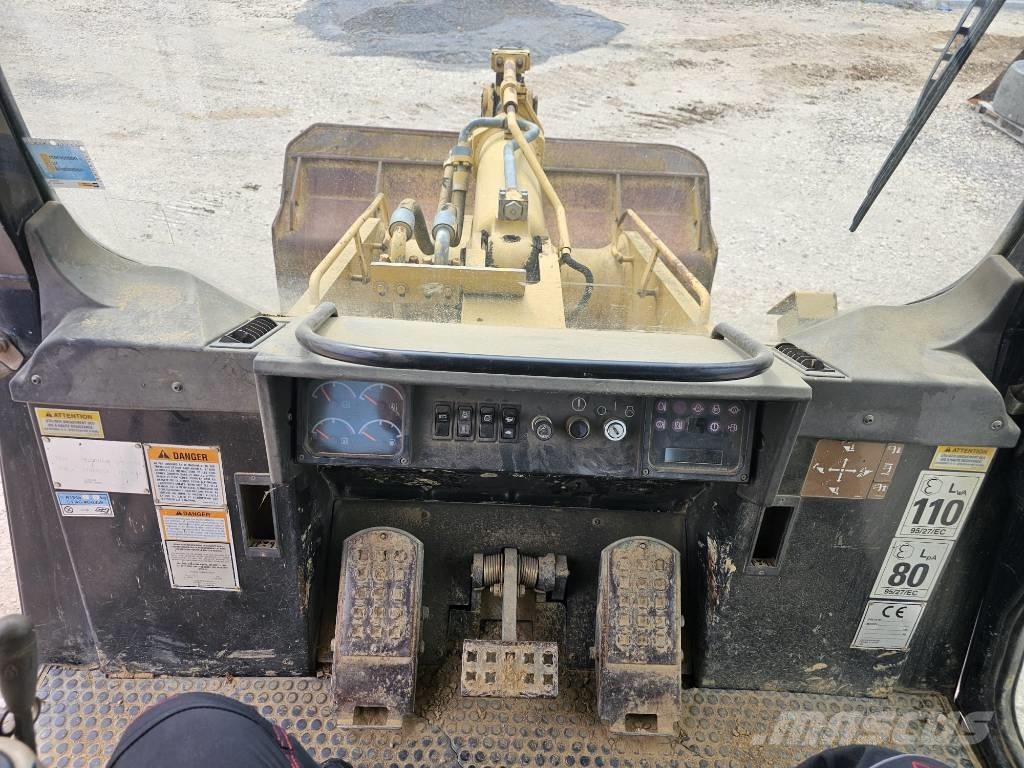CAT 963 C Telakuormaajat