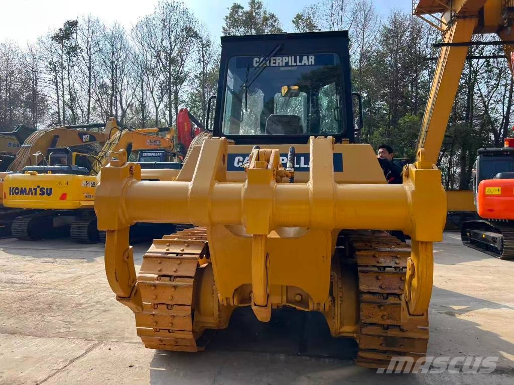CAT D6G Kāpurķēžu buldozeri
