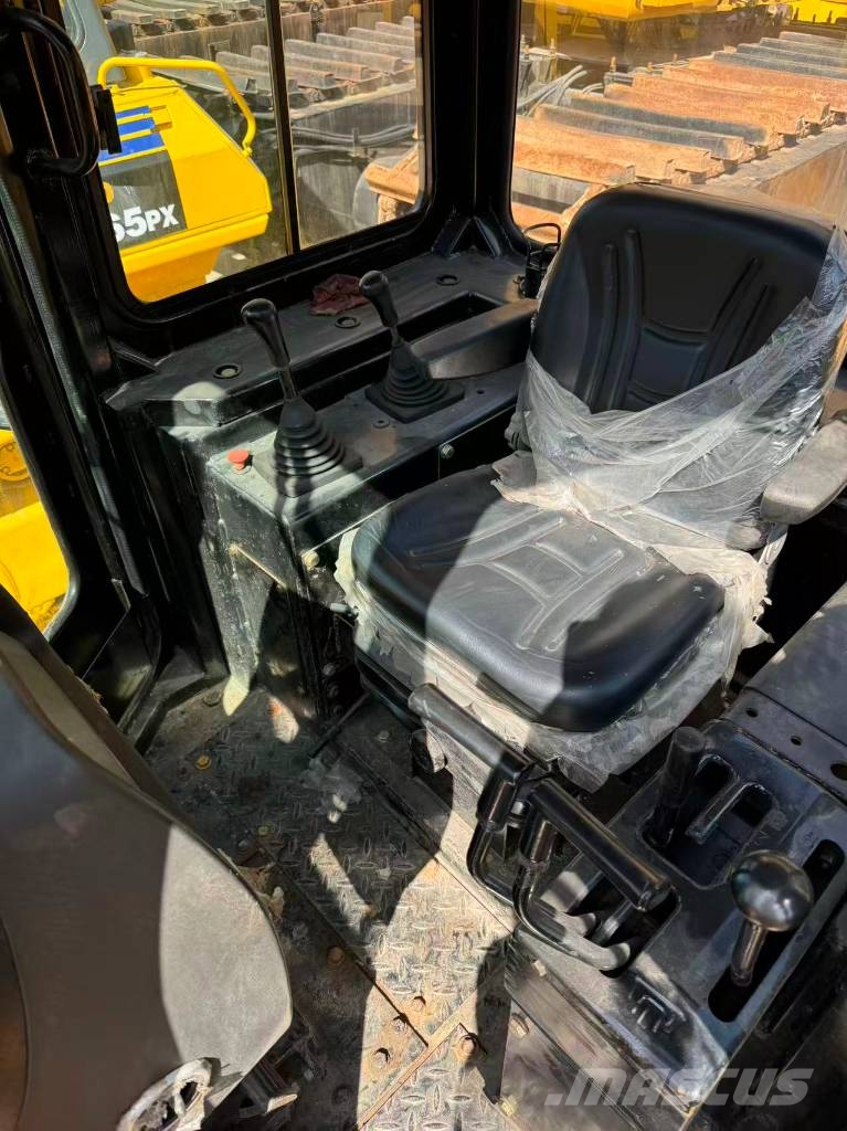 CAT D6G Kāpurķēžu buldozeri