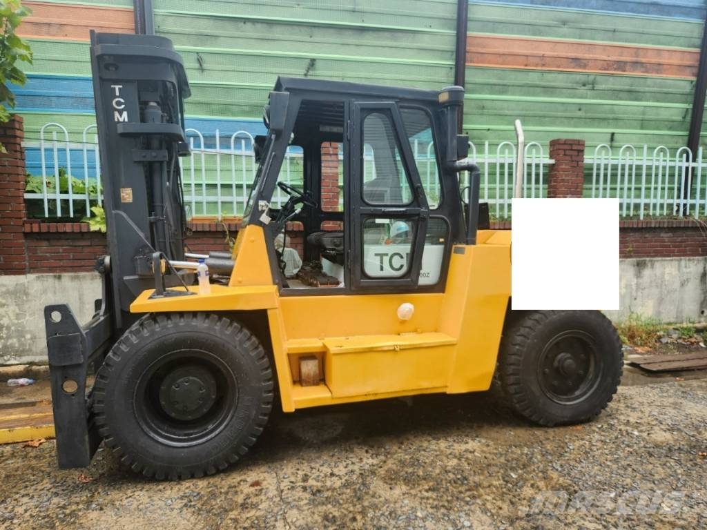 TCM FD 100 شاحنات الديزل