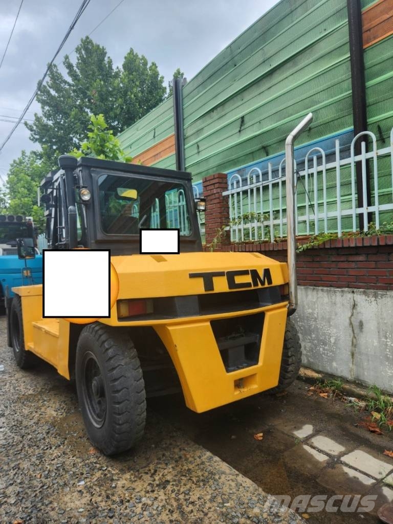 TCM FD 100 شاحنات الديزل