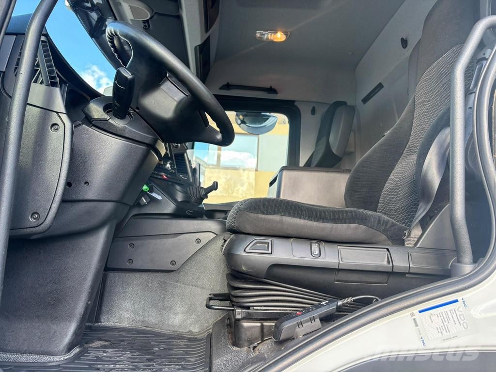 Mercedes-Benz ANTOS 1830 4x2 EURO6 + CARRIER SUPRA 750 !! LOW MI Camion frigorifique
