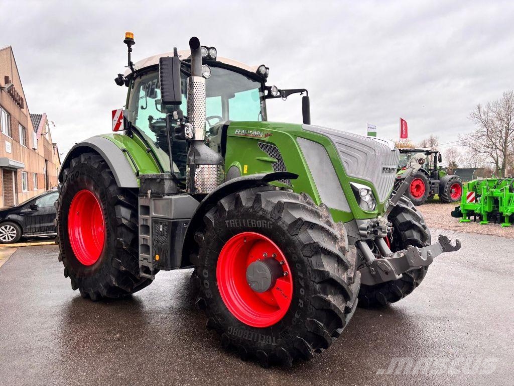 Fendt 824 VARIO PROFI + 拖拉机/农用车