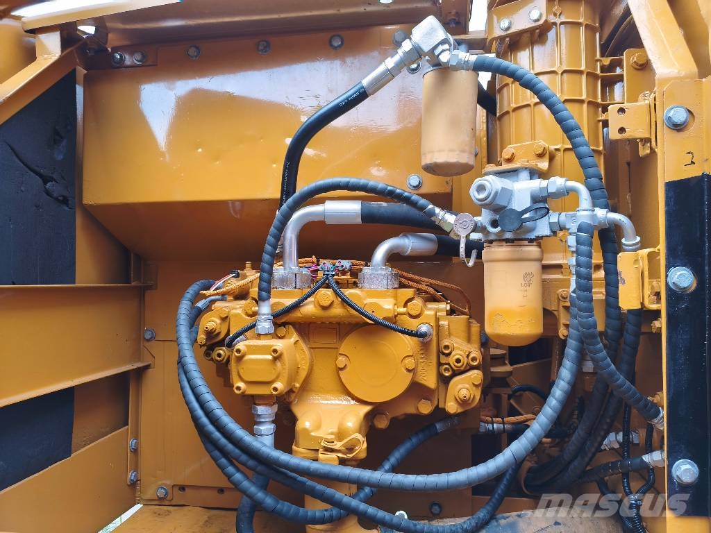 CAT 320 C L 履带挖掘机