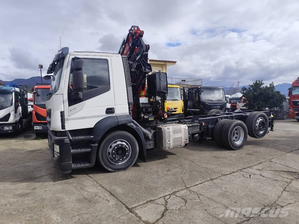 Iveco Stralis 260 S31 XP شاحنات الرافعات