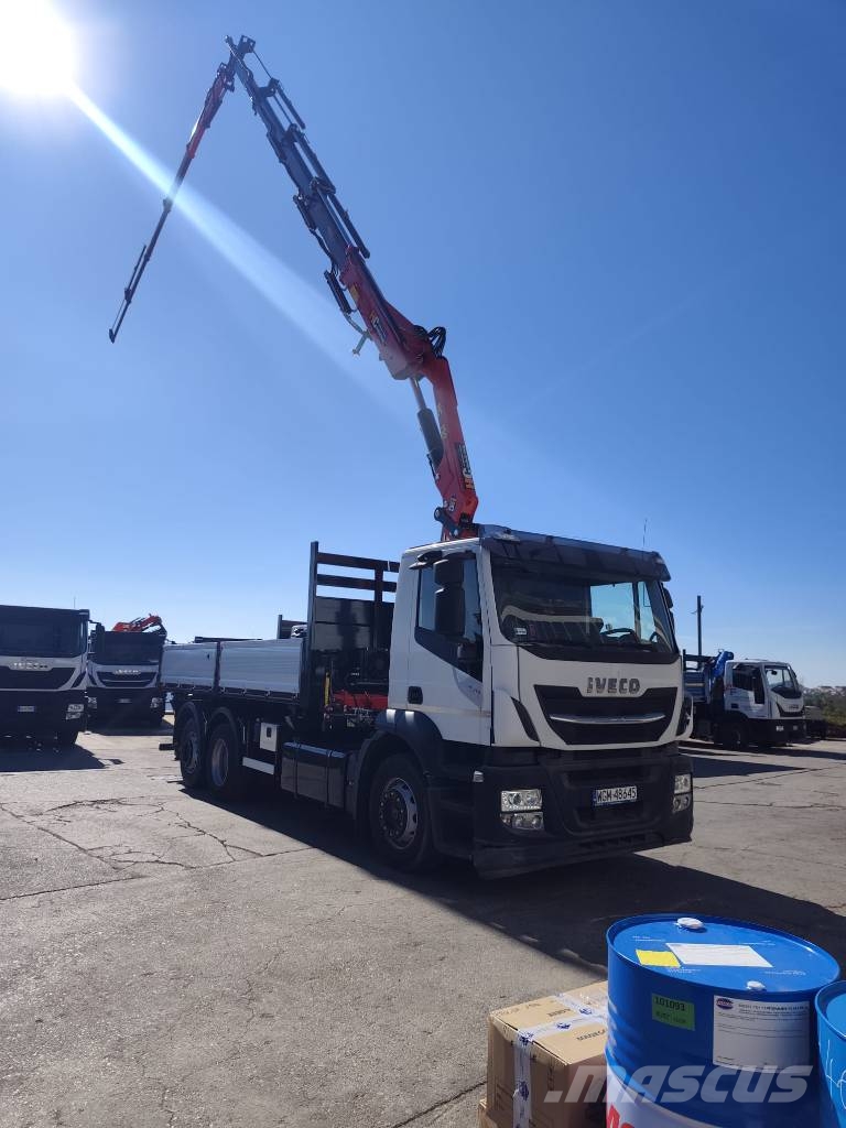 Iveco Stralis 260 S31 XP Vlakke laadvloer met kraan