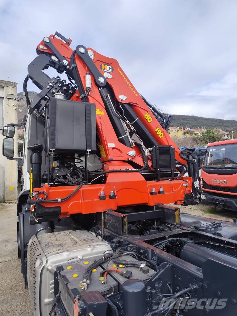 Iveco Stralis 260 S31 XP شاحنات الرافعات