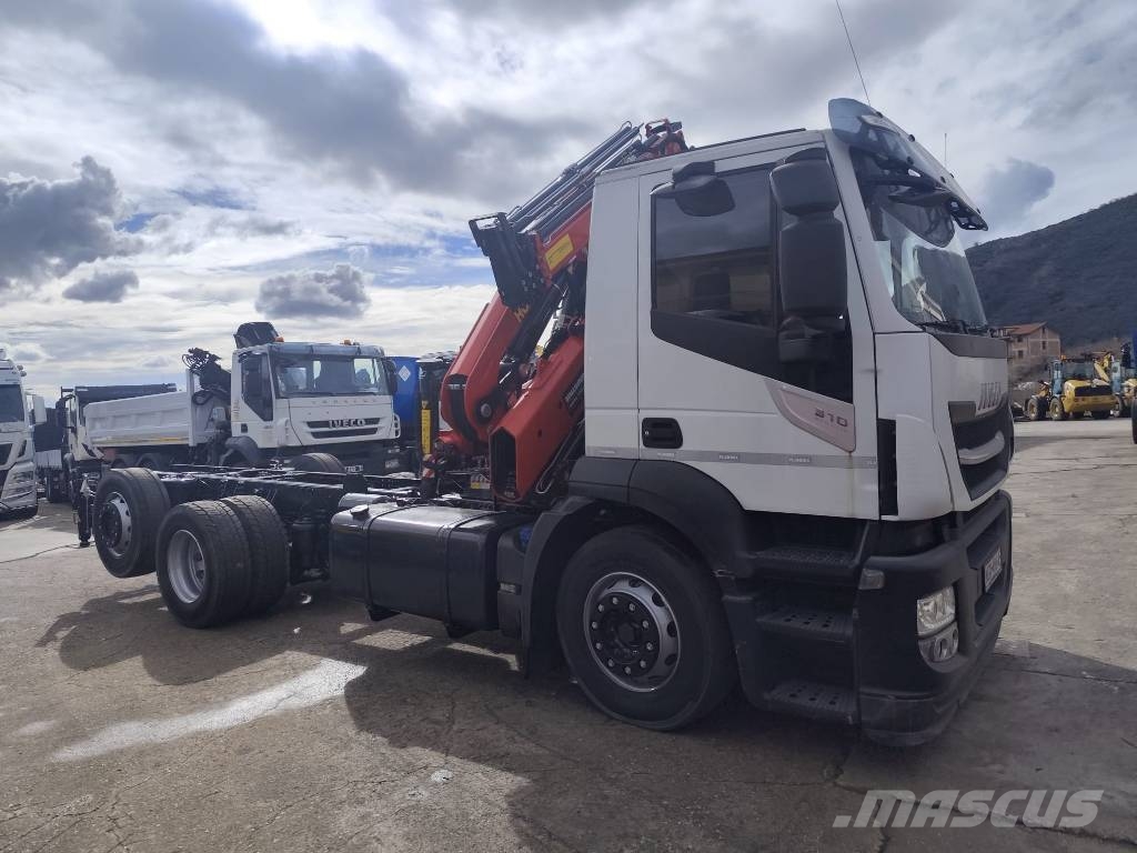 Iveco Stralis 260 S31 XP شاحنات الرافعات