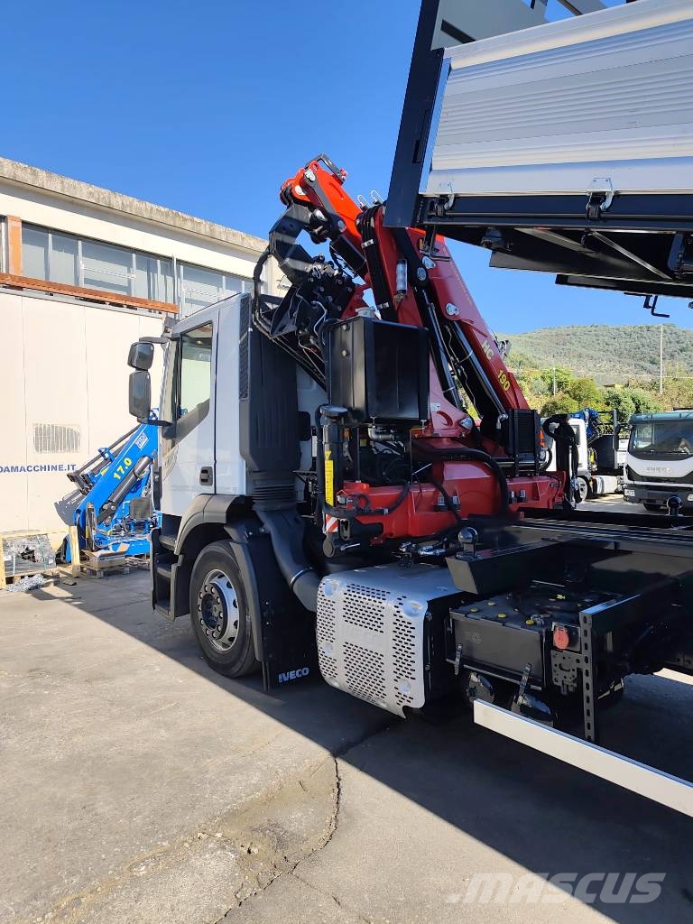 Iveco Stralis 260 S31 XP Vlakke laadvloer met kraan