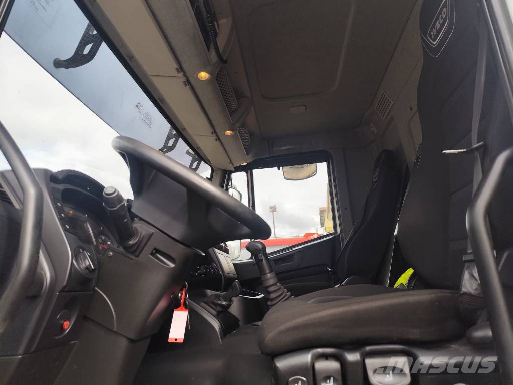 Iveco Stralis 260 S31 XP شاحنات الرافعات