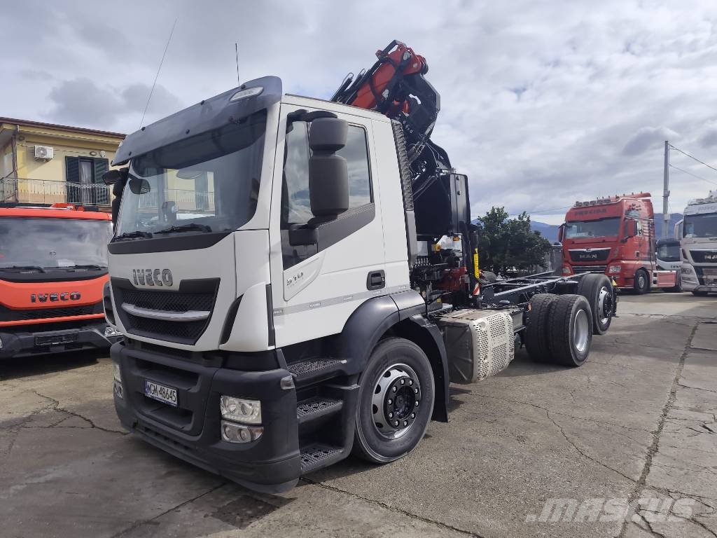 Iveco Stralis 260 S31 XP شاحنات الرافعات