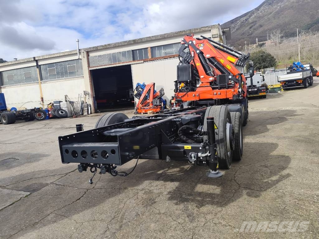 Iveco Stralis 260 S31 XP شاحنات الرافعات