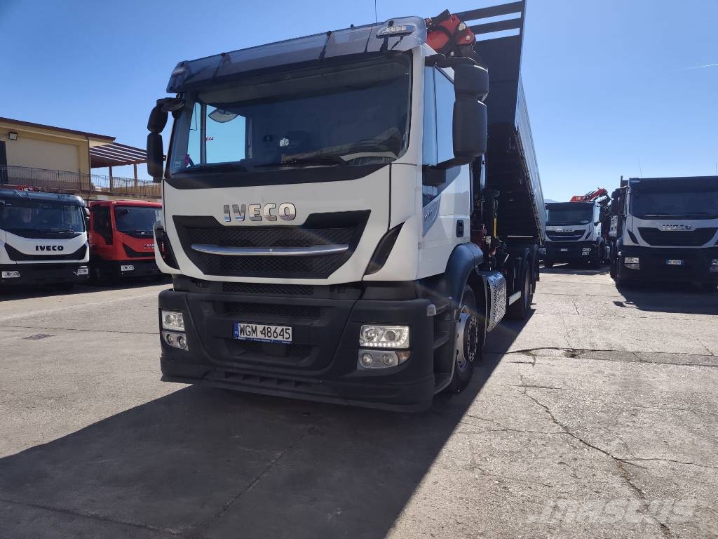 Iveco Stralis 260 S31 XP Vlakke laadvloer met kraan