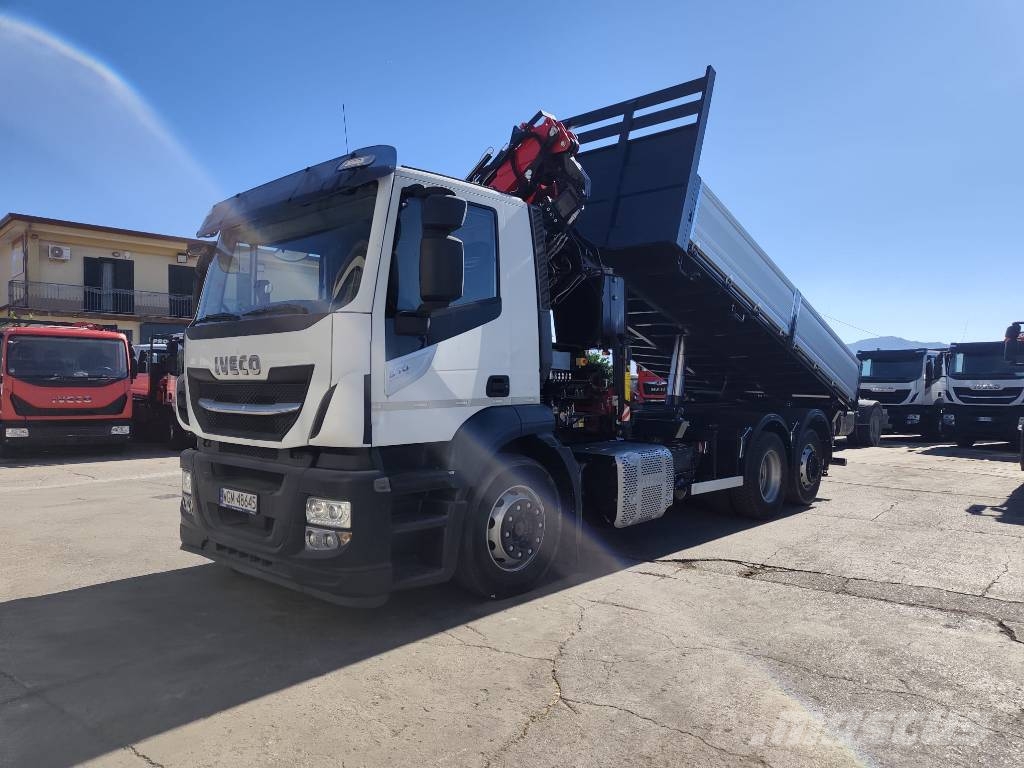 Iveco Stralis 260 S31 XP Vlakke laadvloer met kraan