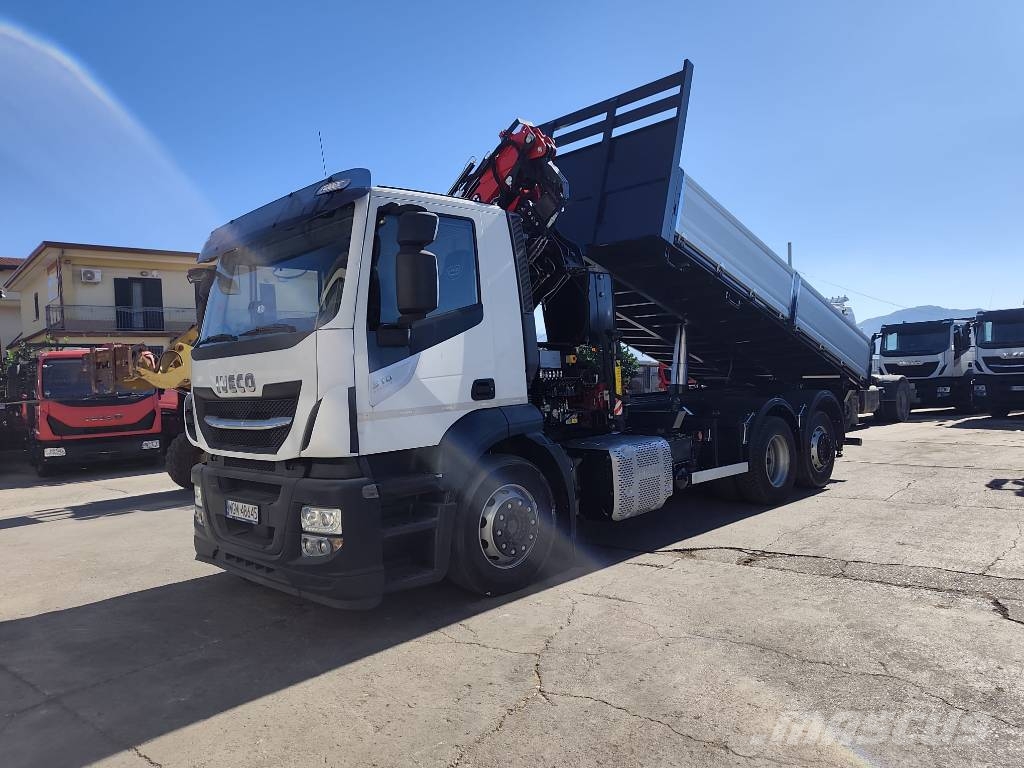 Iveco Stralis 260 S31 XP Vlakke laadvloer met kraan
