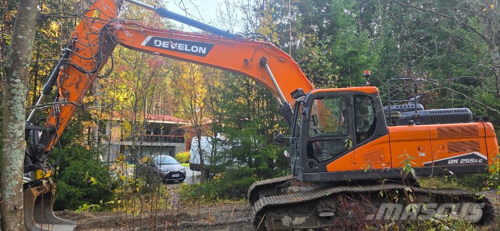 Develon DX 255 LC-7 Telakaivukoneet