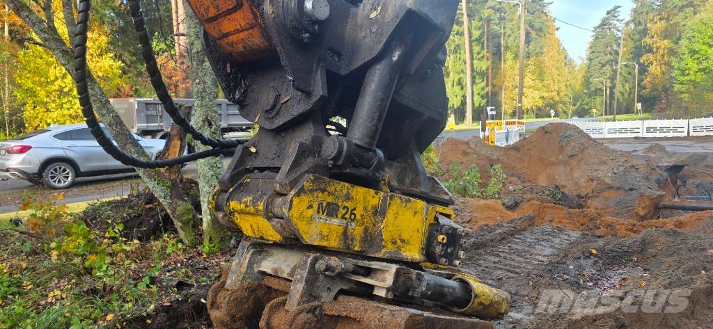 Develon DX 255 LC-7 Telakaivukoneet
