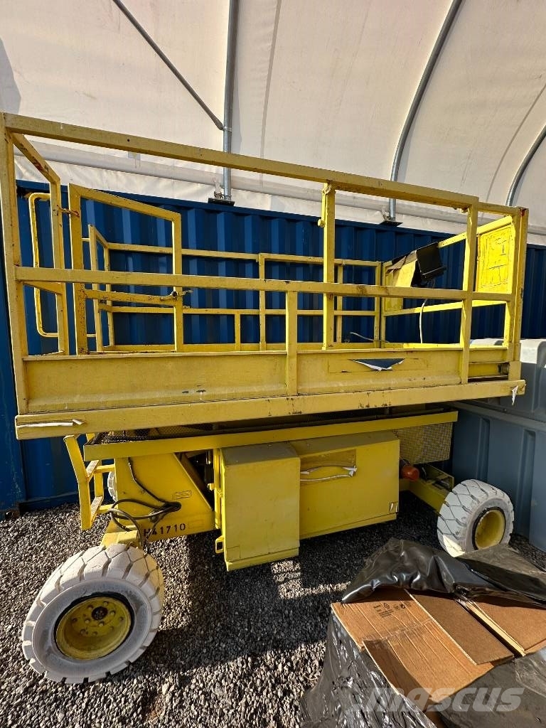 Holland Lift ollós emelőgép Elevadores de tesoura
