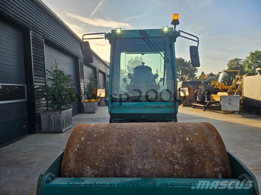 Hamm 3307 HT Trilrolwalsen