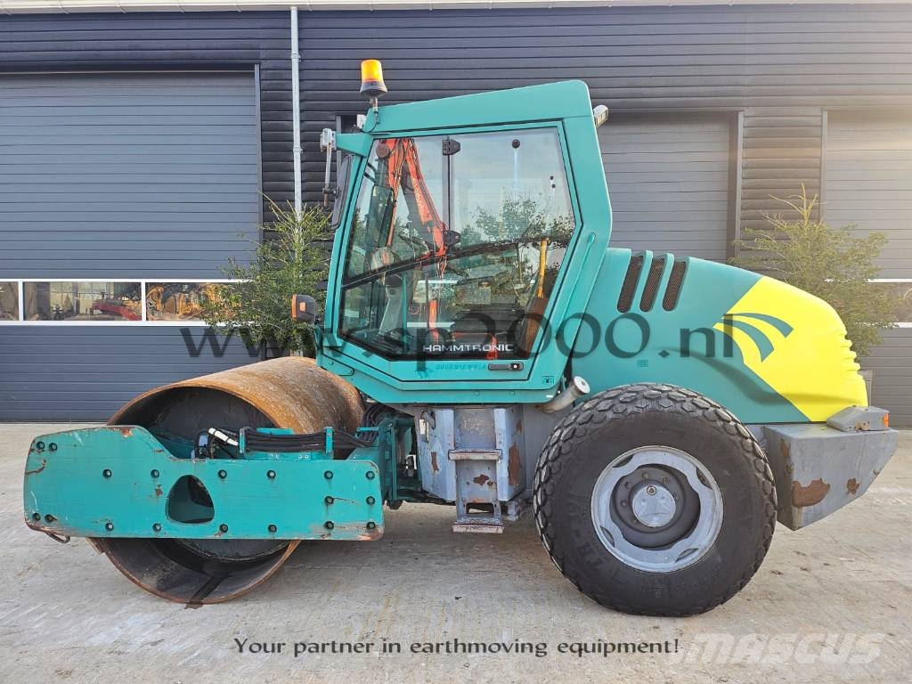 Hamm 3307 HT Trilrolwalsen