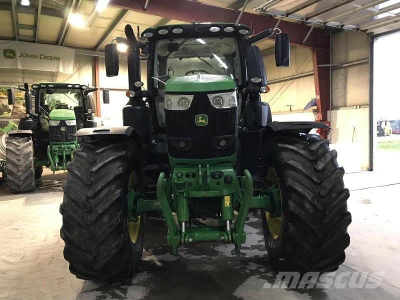 John Deere 6250R Traktoren