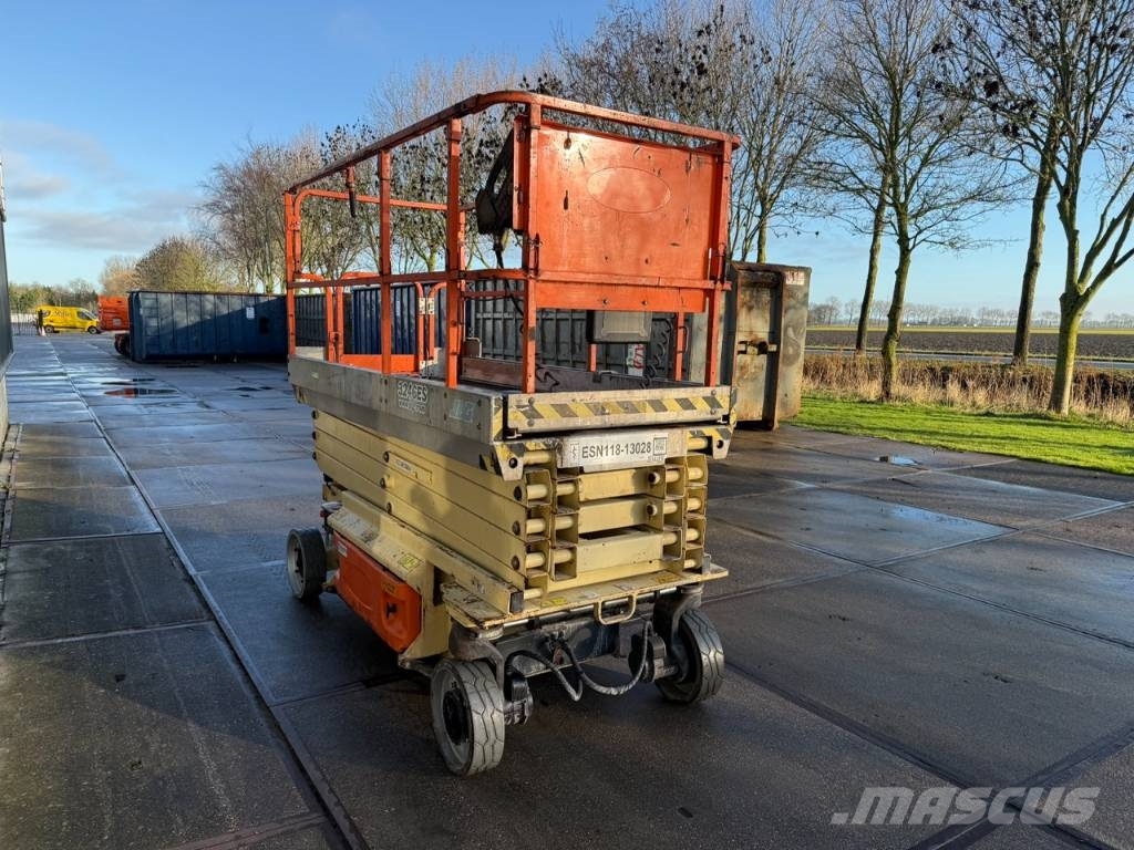 JLG 3246 ES Schaar hoogwerker 12 meter 剪叉式升降机