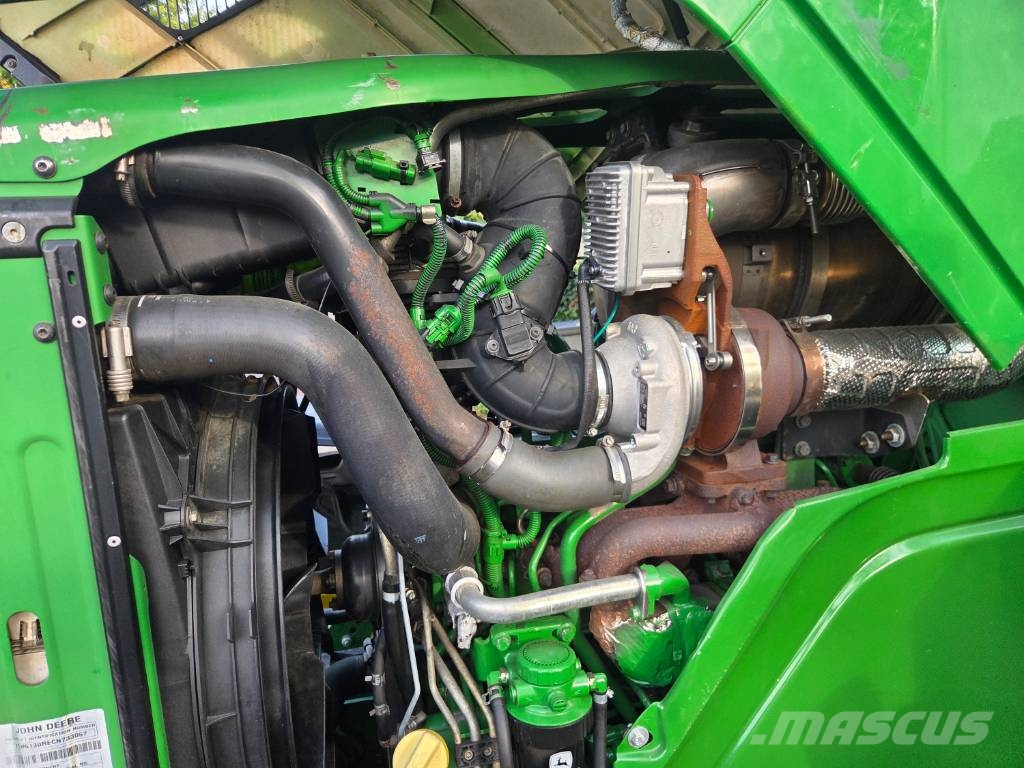 John Deere 6130 R Traktorer