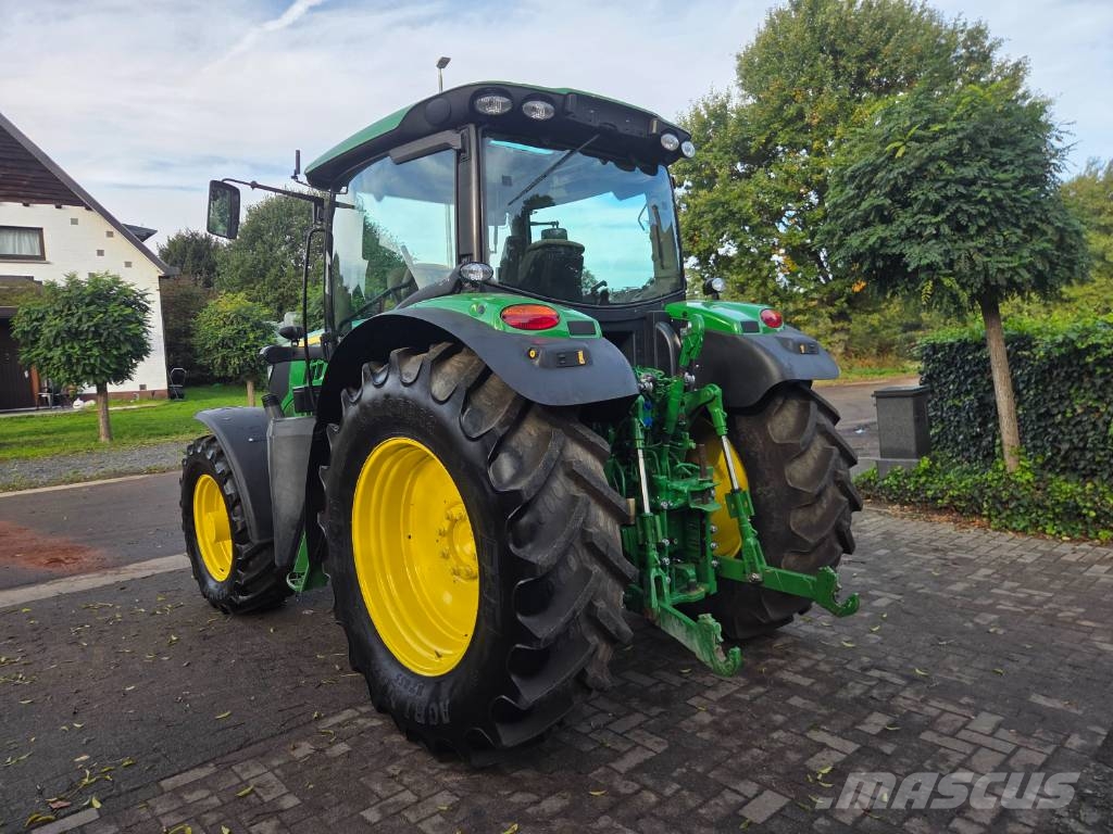 John Deere 6130 R Traktorer