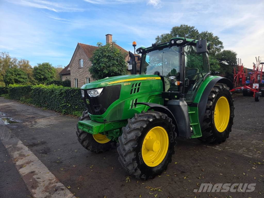 John Deere 6130 R Traktorer