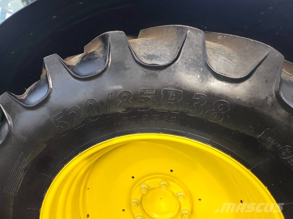 John Deere 6130 R Traktorer