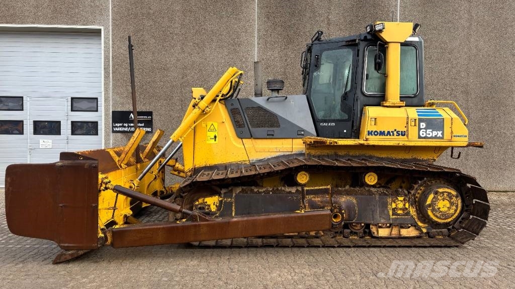 Komatsu D 65 PX-15 Paletli dozerler