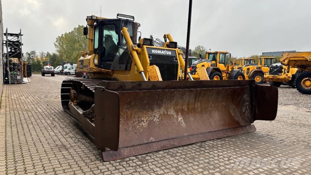 Komatsu D 65 PX-15 Paletli dozerler