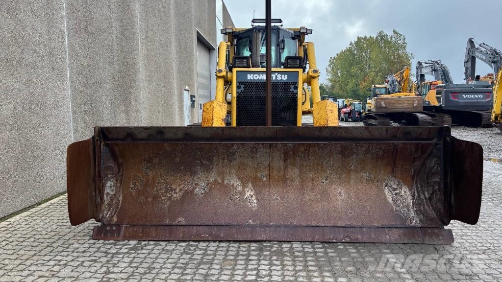 Komatsu D 65 PX-15 Paletli dozerler
