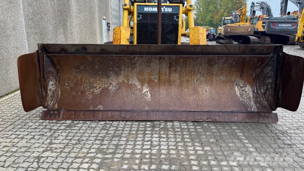 Komatsu D 65 PX-15 Paletli dozerler