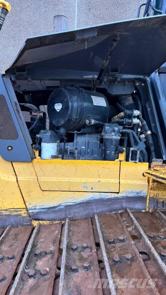 Komatsu D 65 PX-15 Paletli dozerler