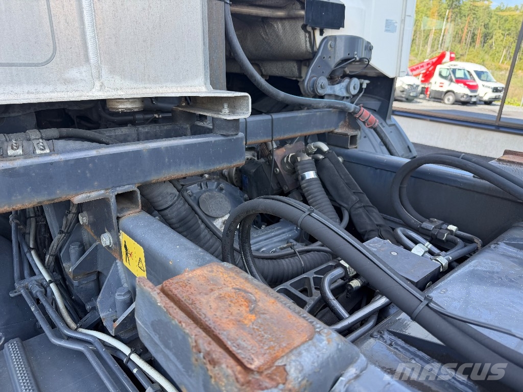Scania R400 6x2*4 Camiones polibrazo