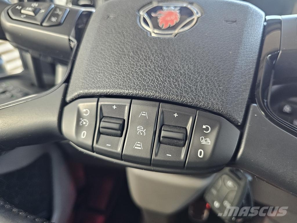 Scania S770 8x4/4 / 180.000 KG / HYDRAULIC Otros camiones