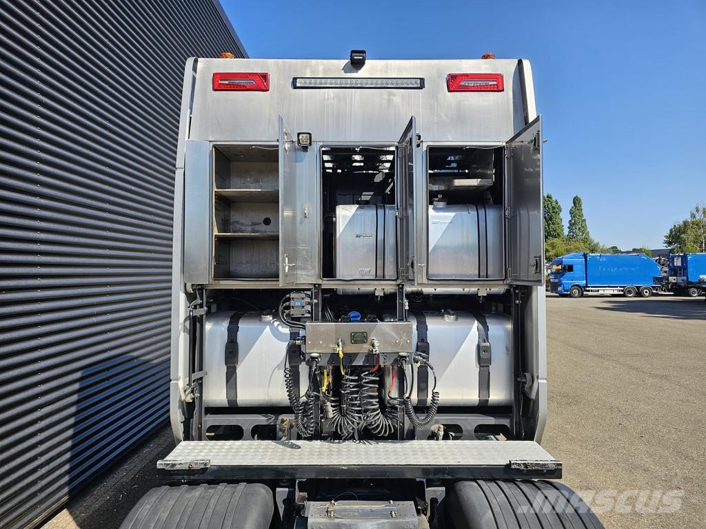 Scania S770 8x4/4 / 180.000 KG / HYDRAULIC Otros camiones