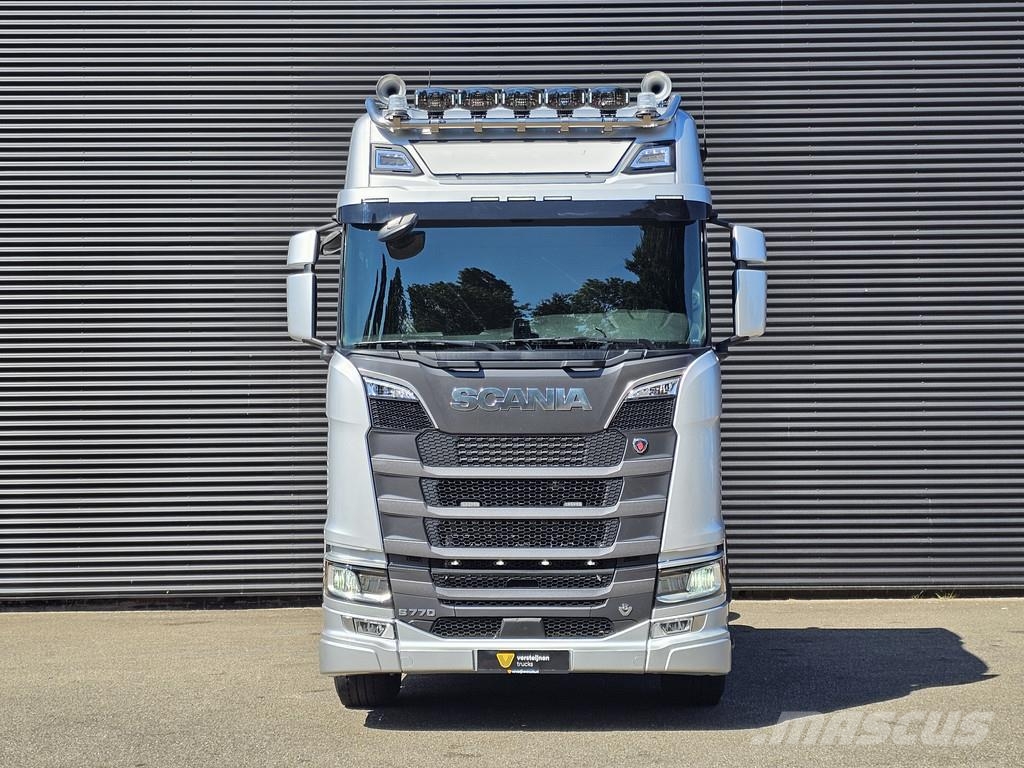 Scania S770 8x4/4 / 180.000 KG / HYDRAULIC Otros camiones