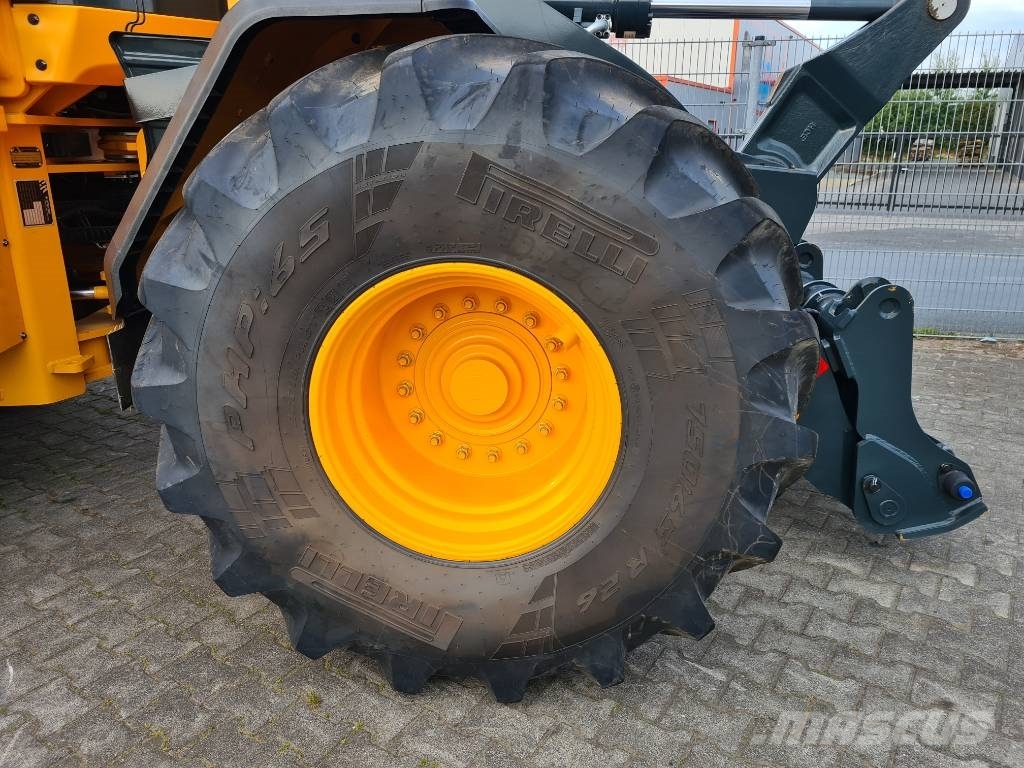 Hyundai HL955 A Cargadoras sobre ruedas