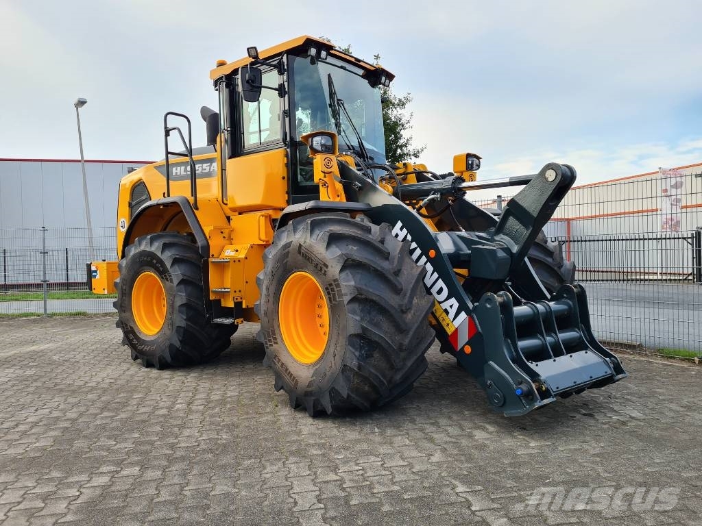 Hyundai HL955 A Cargadoras sobre ruedas