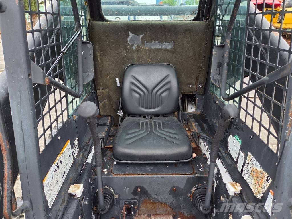 Bobcat 7753 Мини товарачи
