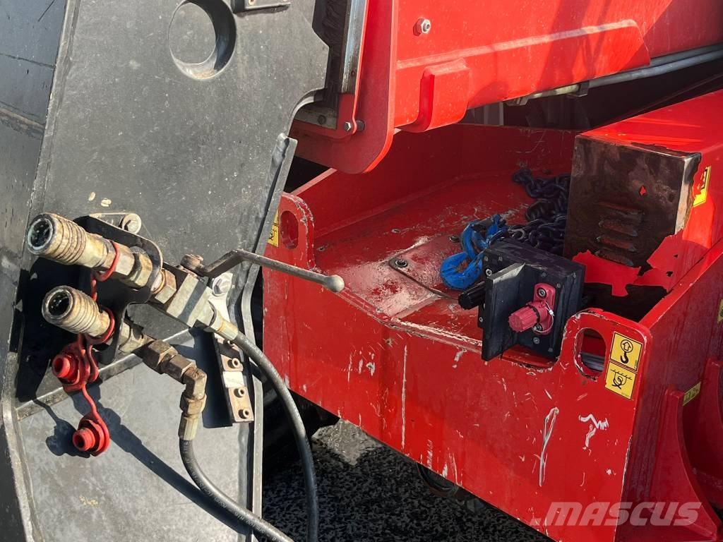 Manitou MLT 845-120 LSU 电动叉车