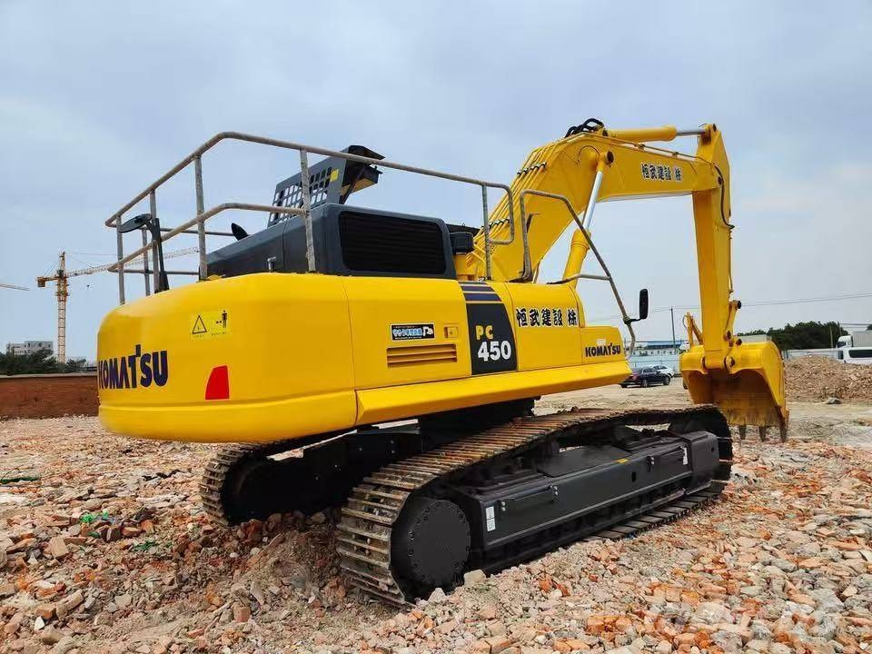 Komatsu PC 450-8 履带挖掘机