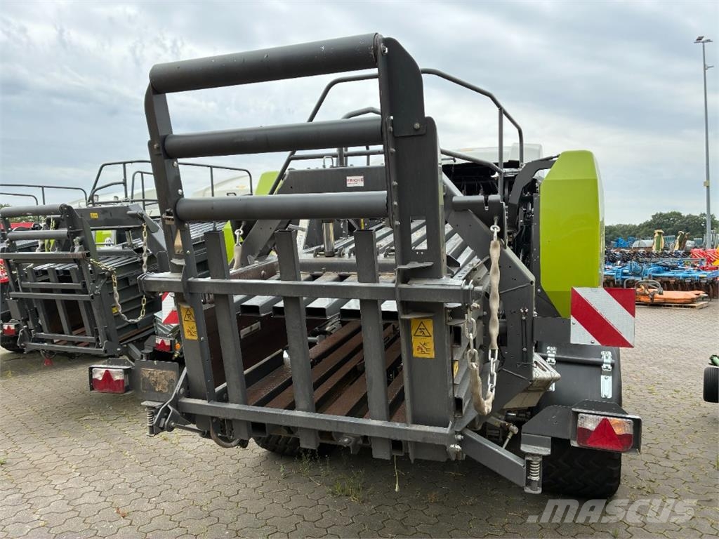 CLAAS Quadrant 5200 FC Tandem 각형 곤포기