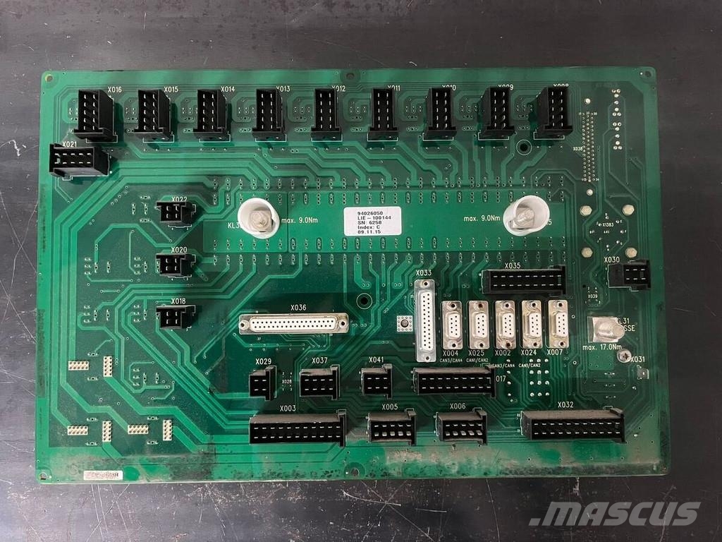 Liebherr E-Board Sähkö ja elektroniikka