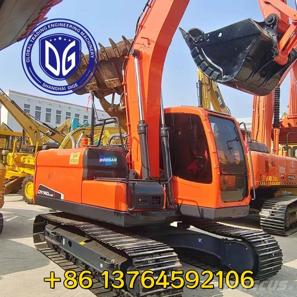 Doosan DX140LC-9C حفارات زحافة