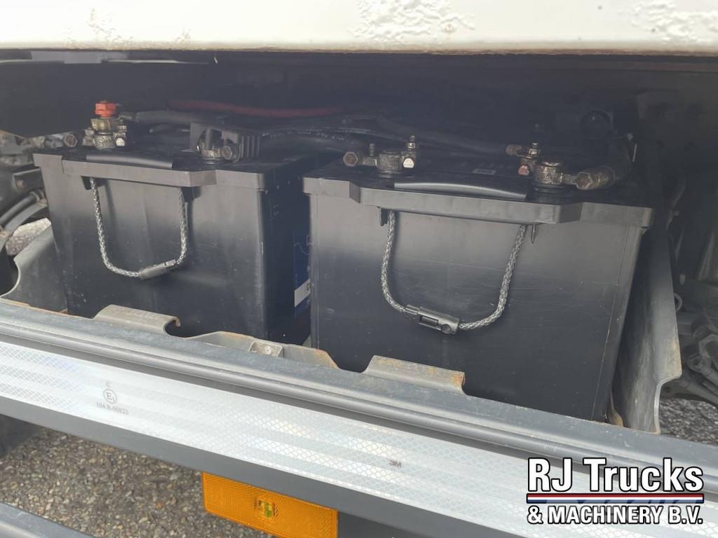 Mercedes-Benz ANTOS 2027 - BDF | Full Air | Dhollandia Lift | TÜ Camiones con gancho